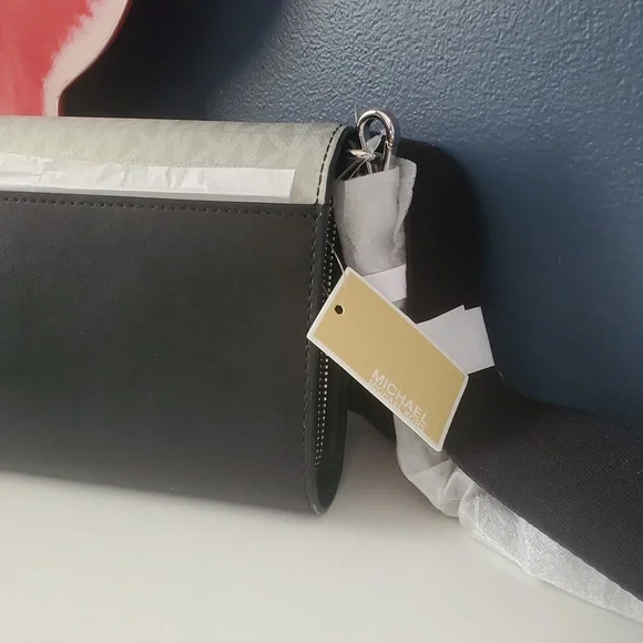 Michael Kors Jet Set Travel Crossbody Wallet Bag MK Logo Ombré NWT FREE SHIPPING - Picture 6 of 16